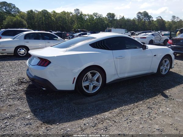 2026 FORD MUSTANG I4