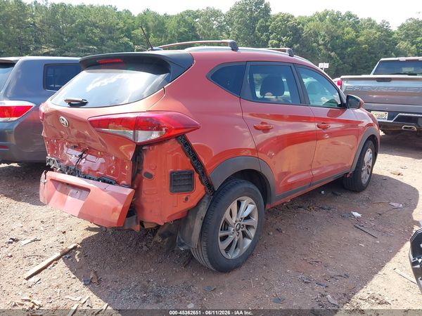 2016 HYUNDAI TUCSON SE