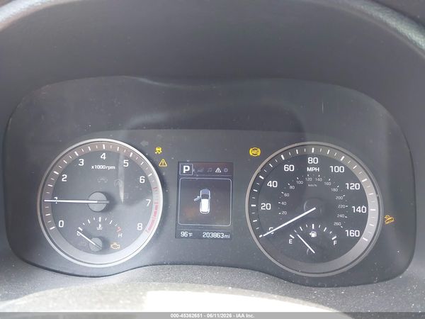 2016 HYUNDAI TUCSON SE