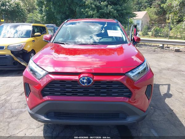 2024 TOYOTA RAV4 HYBRID XLE