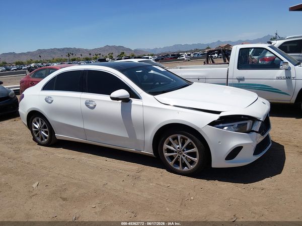 2019 MERCEDES-BENZ A 220 A220