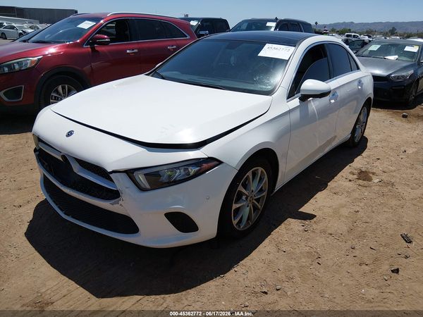 2019 MERCEDES-BENZ A 220 A220