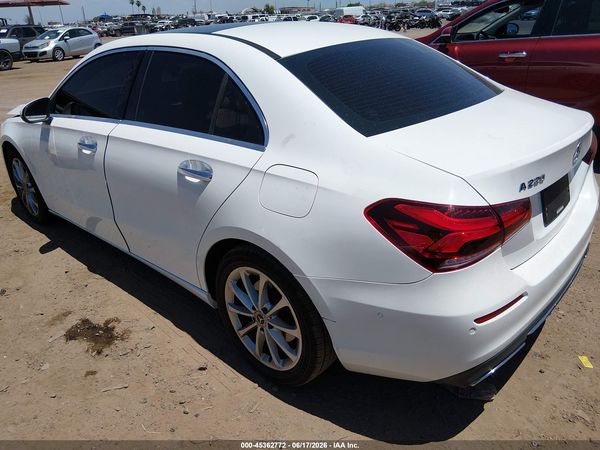 2019 MERCEDES-BENZ A 220 A220