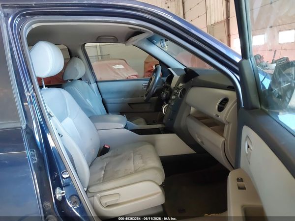 2015 HONDA PILOT LX