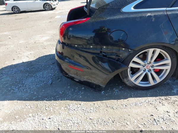 2015 JAGUAR XJ