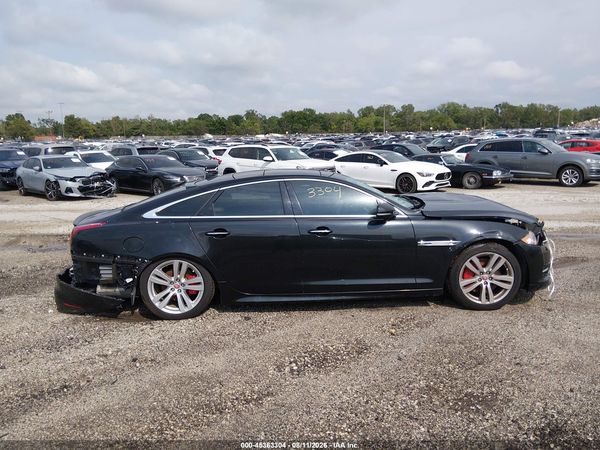 2015 JAGUAR XJ