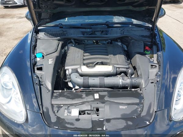 2012 PORSCHE CAYENNE