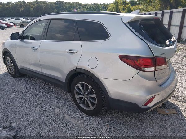 2018 HYUNDAI SANTA FE SE