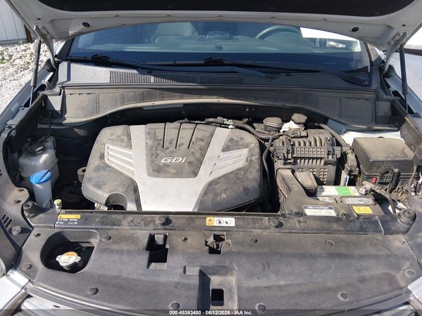 2018 HYUNDAI SANTA FE SE