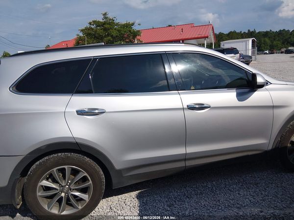 2018 HYUNDAI SANTA FE SE