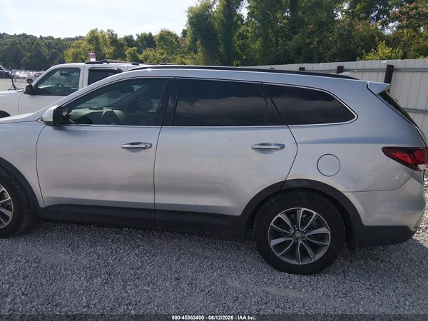 2018 HYUNDAI SANTA FE SE