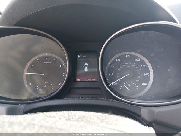 2018 HYUNDAI SANTA FE SE