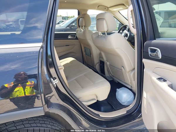 2019 JEEP GRAND CHEROKEE LAREDO E 4X4