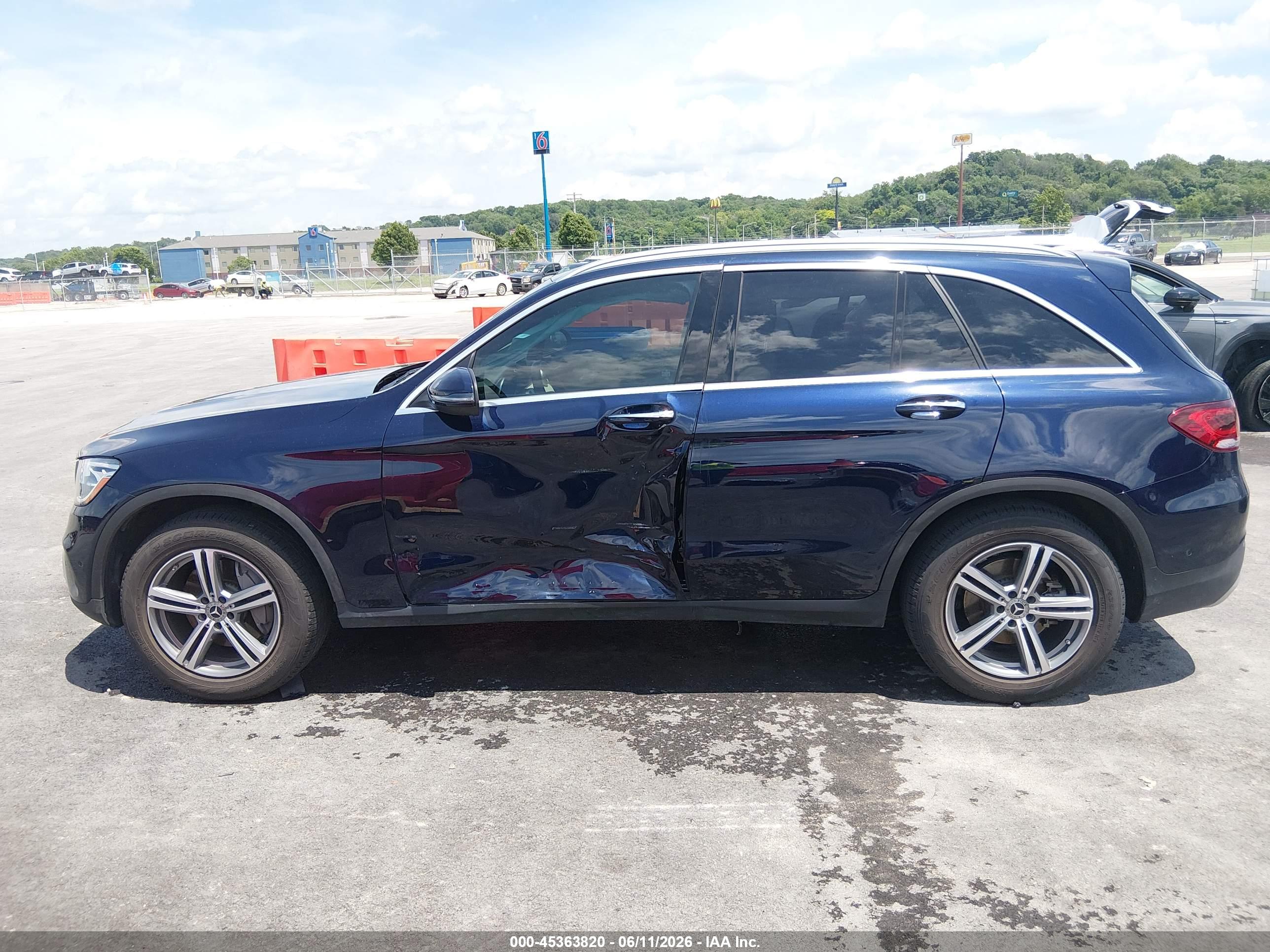 2021 MERCEDES-BENZ GLC 300 4MATIC SUV