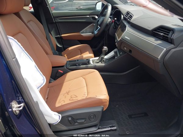 2024 AUDI Q3