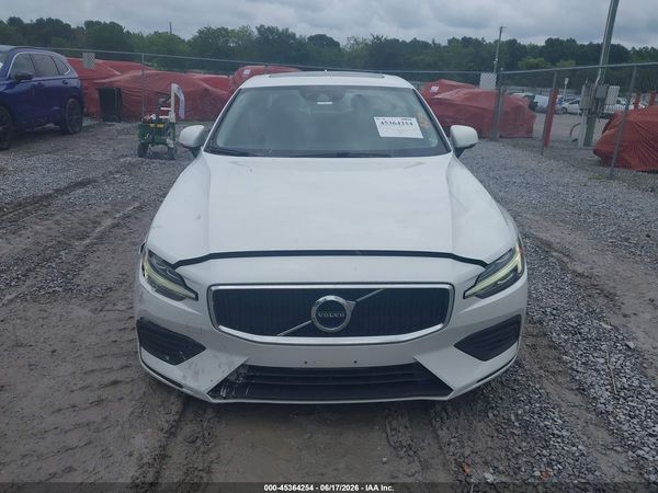 2020 VOLVO S60 T6 MOMENTUM