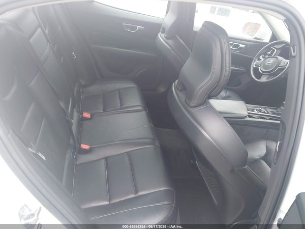 2020 VOLVO S60 T6 MOMENTUM