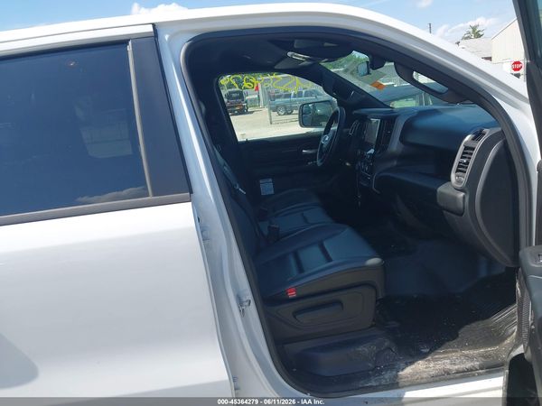 2025 RAM 1500 TRADESMAN  4X4 6'4 BOX