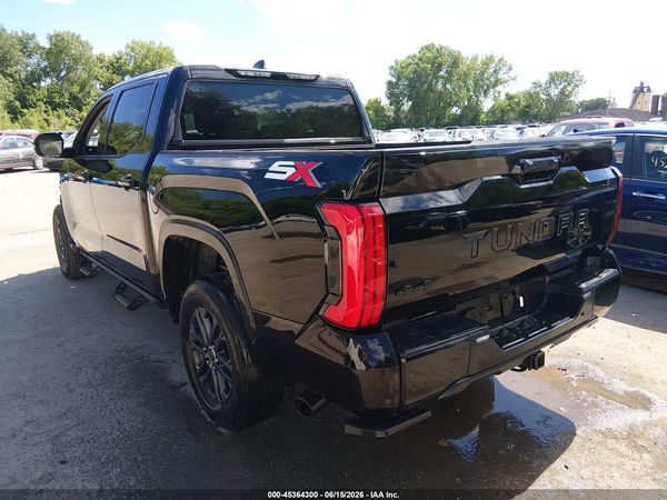 2024 TOYOTA TUNDRA SR5