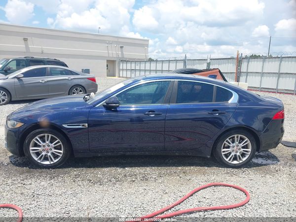 2017 JAGUAR XE 25T PREMIUM