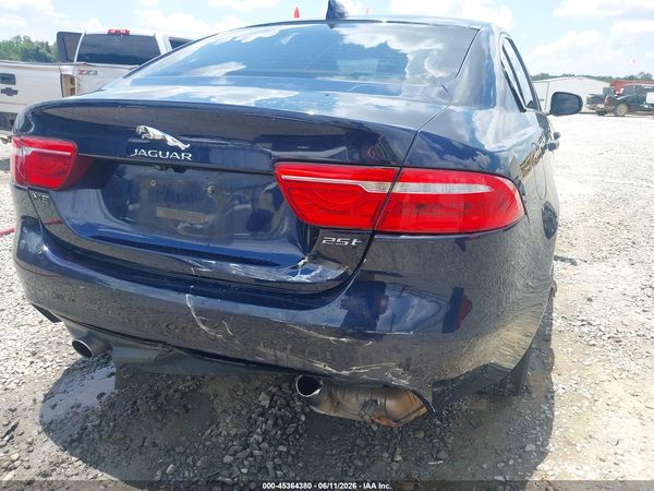 2017 JAGUAR XE 25T PREMIUM