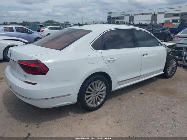 2017 VOLKSWAGEN PASSAT 1.8T SE — I4
