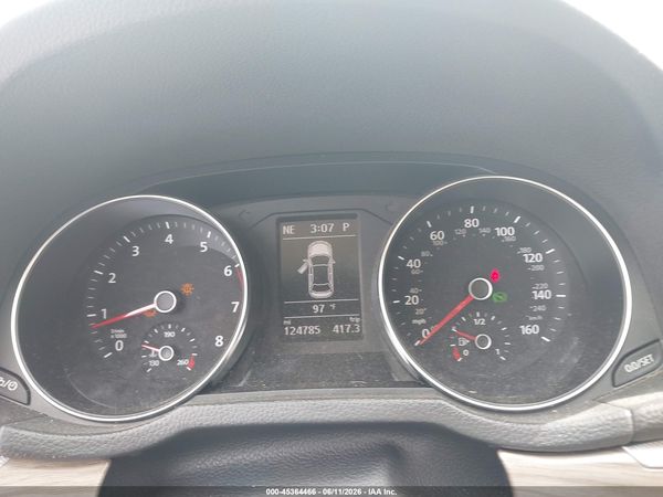 2017 VOLKSWAGEN PASSAT 1.8T SE — I7