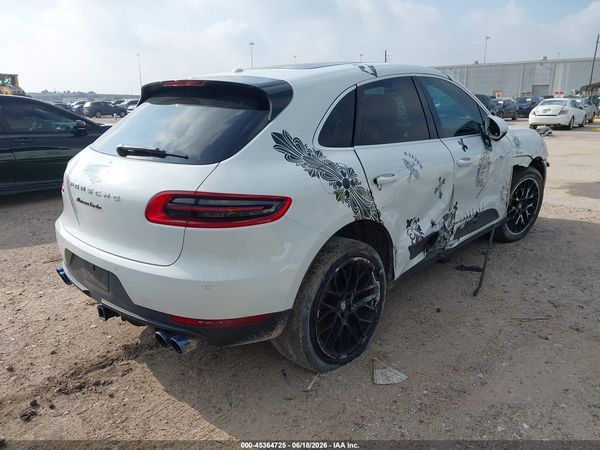 2015 PORSCHE MACAN S