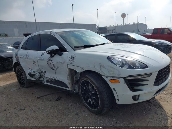2015 PORSCHE MACAN S