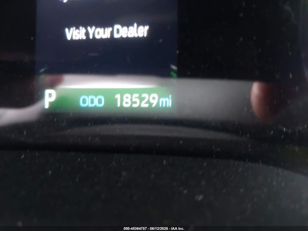 2023 TOYOTA SIENNA LE