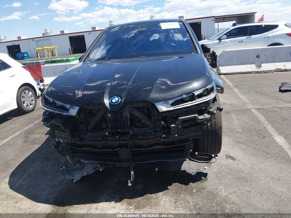 2025 BMW IX XDRIVE50
