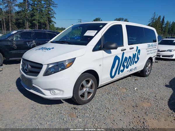 2017 MERCEDES-BENZ METRIS