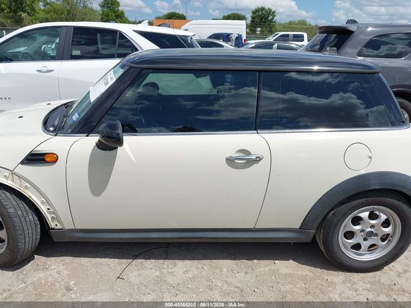 2013 MINI HARDTOP COOPER
