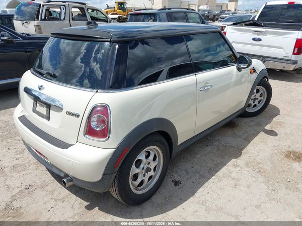 2013 MINI HARDTOP COOPER