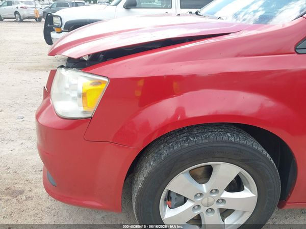 2013 DODGE GRAND CARAVAN SE — I156