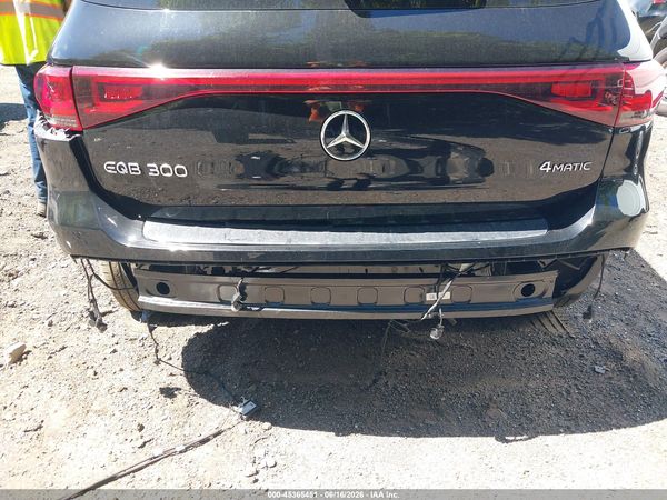 2023 MERCEDES-BENZ EQB 300 SUV 4MATIC