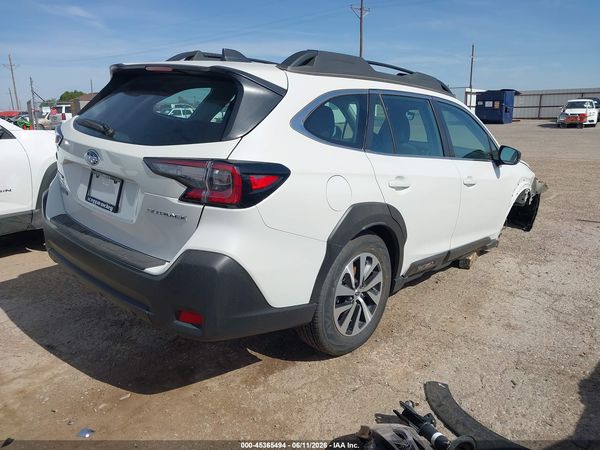 2025 SUBARU OUTBACK Base