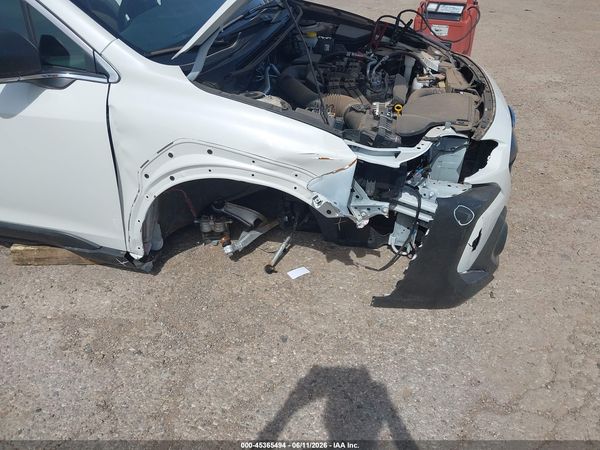 2025 SUBARU OUTBACK Base