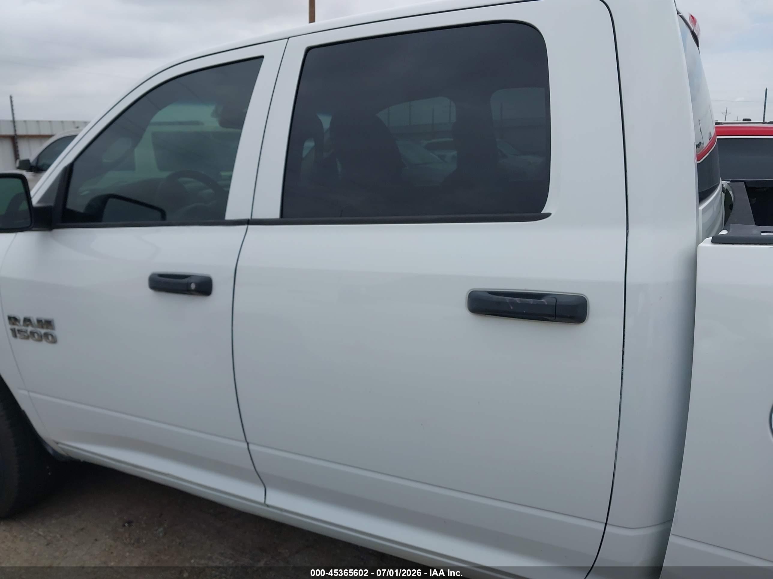 2016 RAM 1500 TRADESMAN