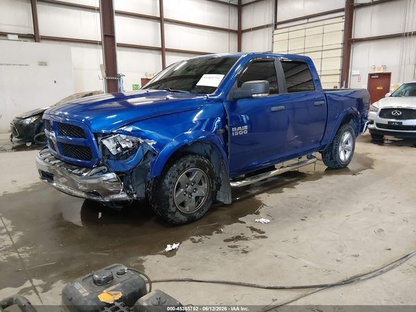 2016 RAM 1500 SLT