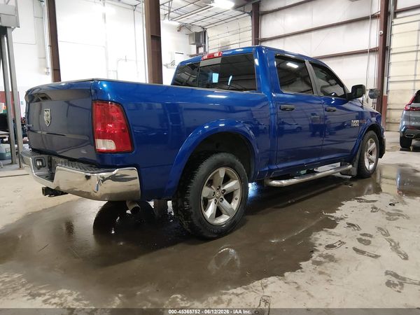 2016 RAM 1500 SLT