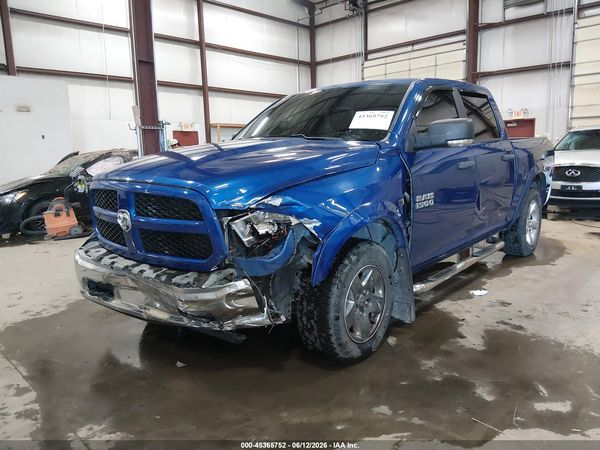 2016 RAM 1500 SLT