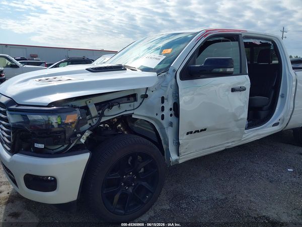 2025 RAM 1500 LARAMIE  4X4 6'4 BOX
