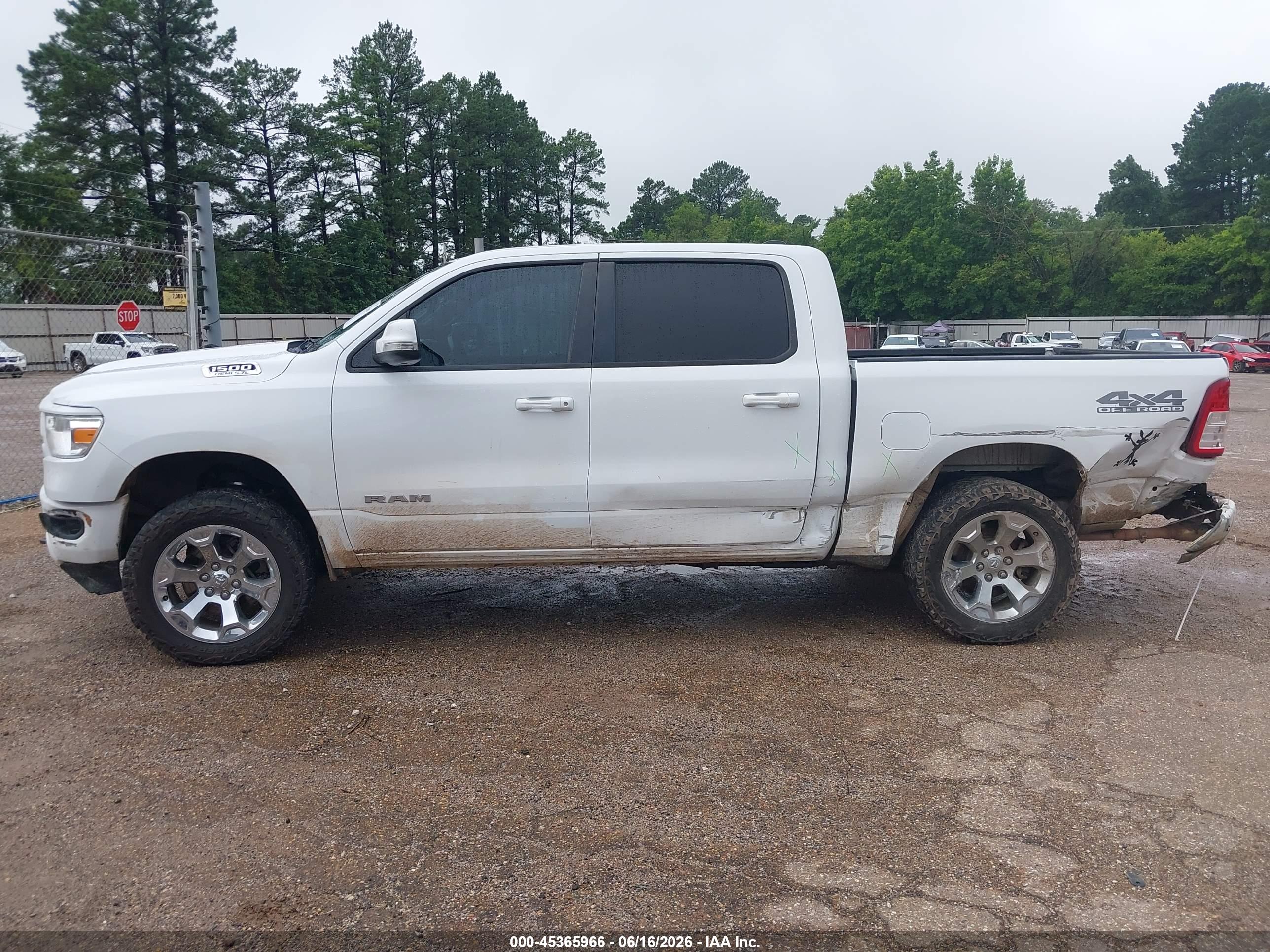 2020 RAM 1500 LONE STAR  4X4 5'7 BOX