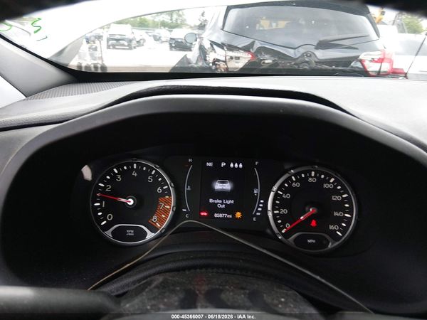 2019 JEEP RENEGADE LATITUDE FWD