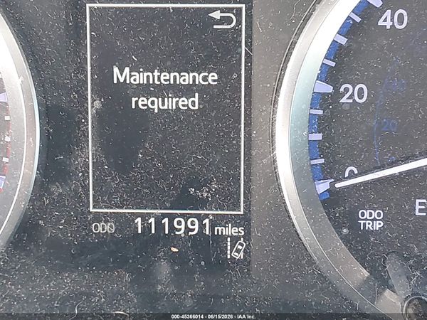 2018 TOYOTA HIGHLANDER LE