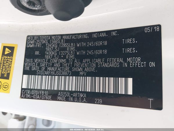 2018 TOYOTA HIGHLANDER LE