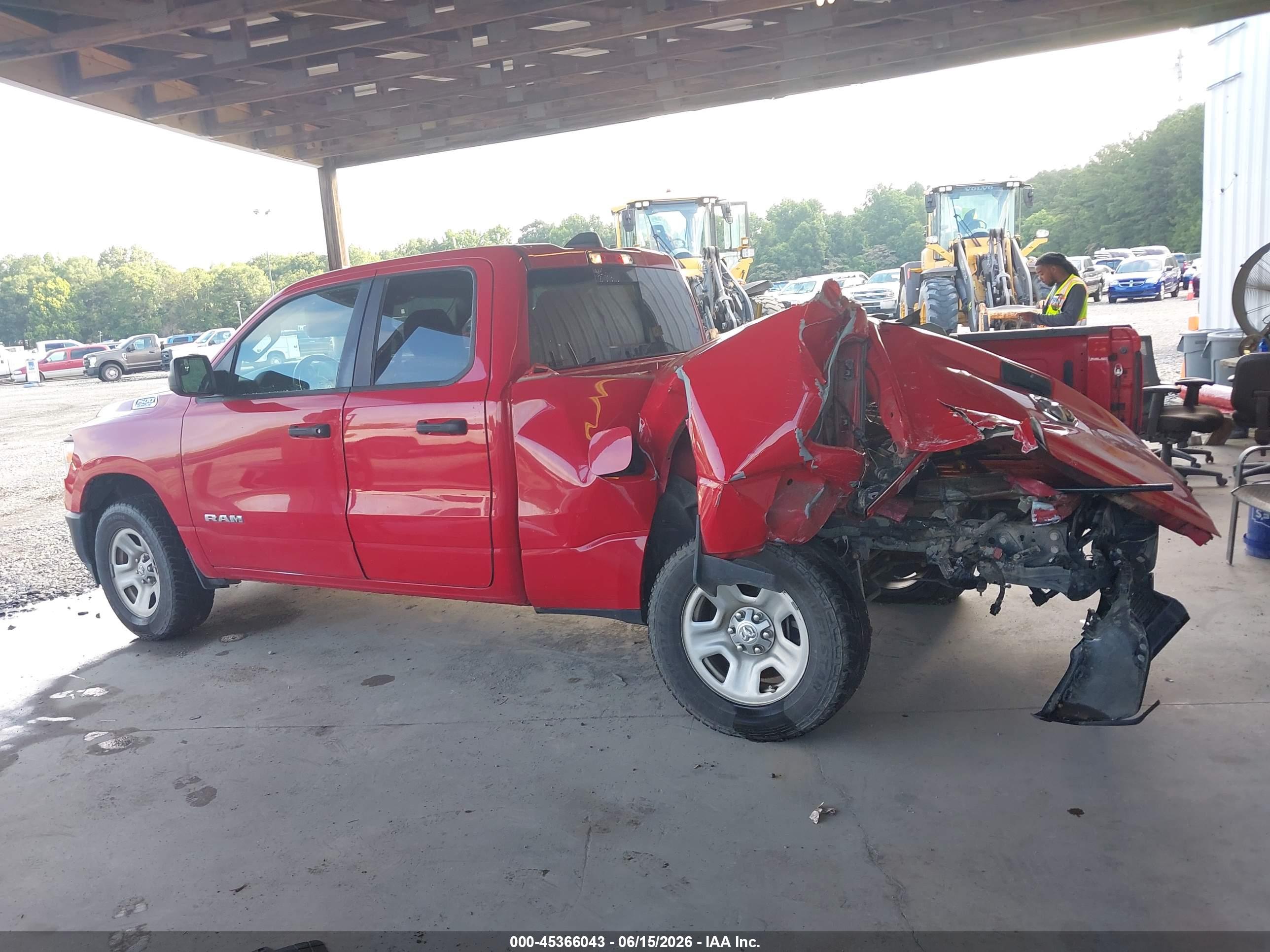 2019 RAM 1500 TRADESMAN  4X2 6'4 BOX