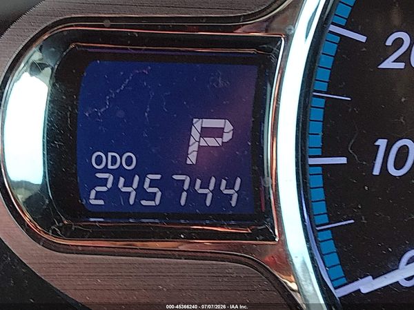 2013 TOYOTA SIENNA XLE/LIMITED