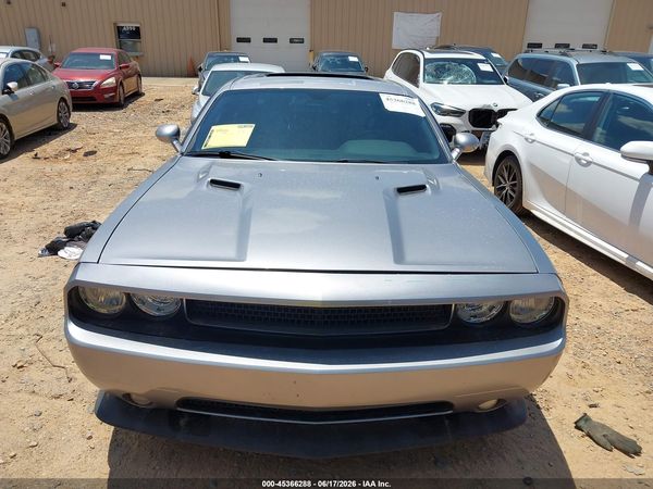 2014 DODGE CHALLENGER SXT